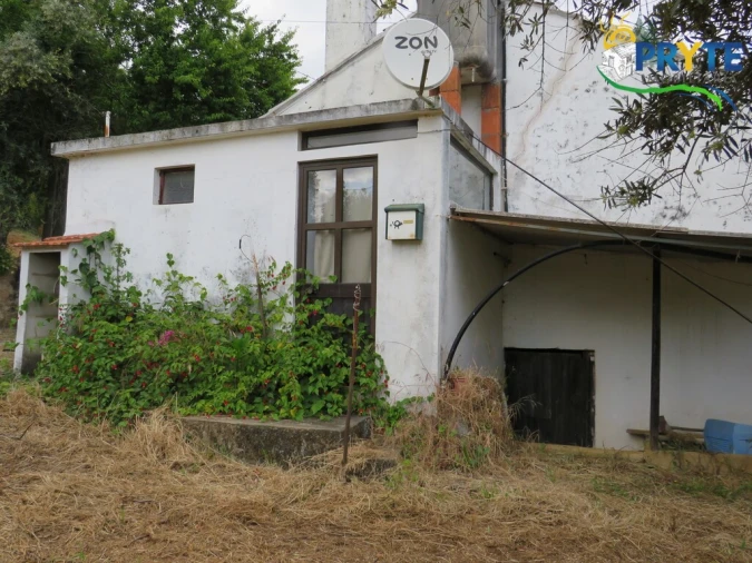 Quinta T2 para Venda em Mosteiro Foto 4