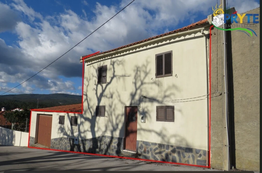 Moradia T3 para Venda em Proença-A-Nova e Peral Foto 1