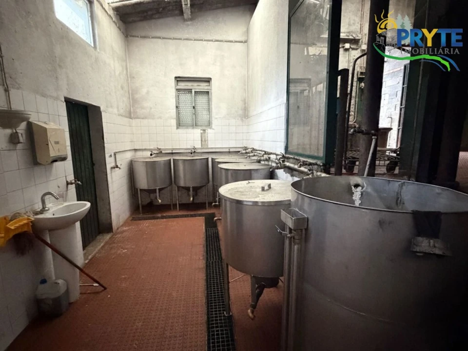 Armazém para Venda em Sertã Foto 15
