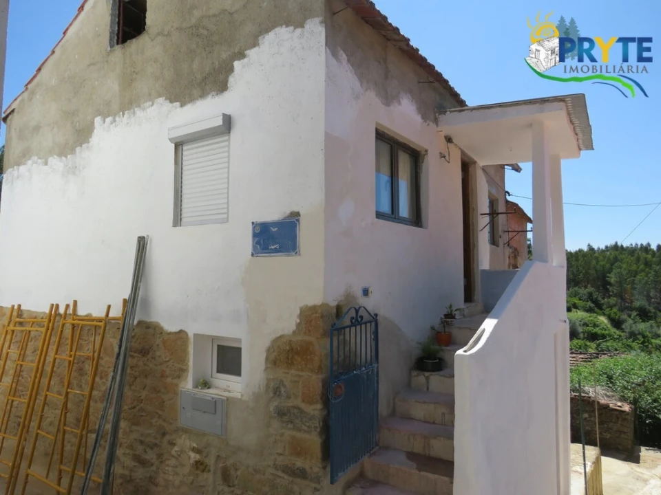 Moradia T1 para Venda em Gois Foto 1