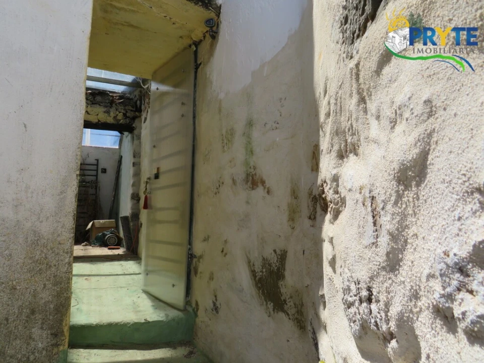 Moradia T1 para Venda em Gois Foto 13