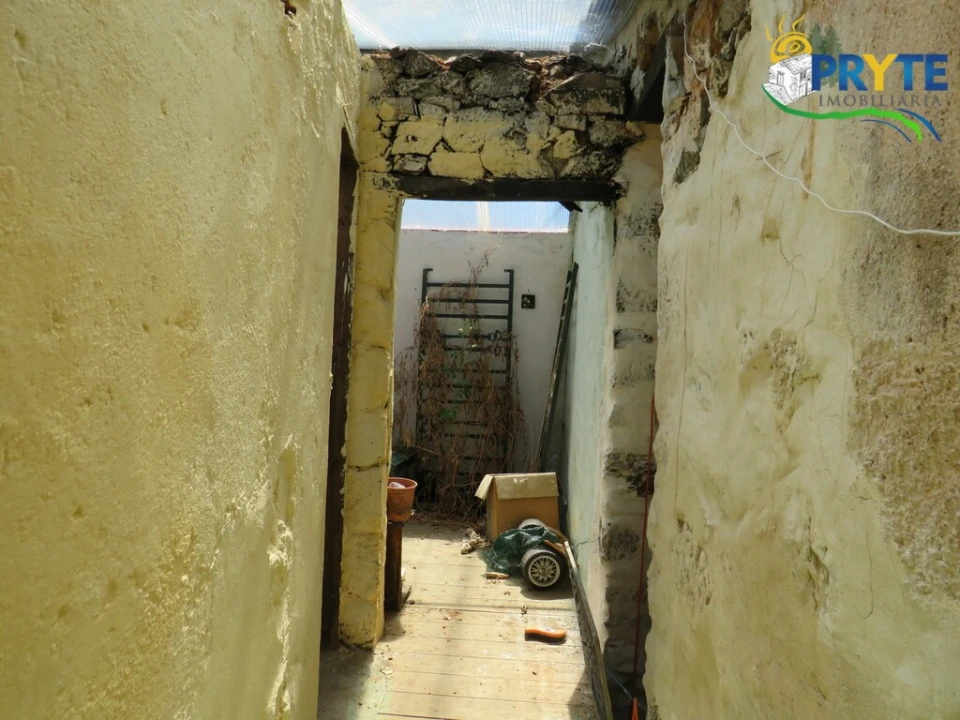 Moradia T1 para Venda em Gois Foto 14