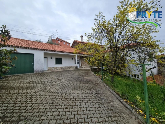 Moradia T3 para Venda em Sarnadas de São Simão Foto 1