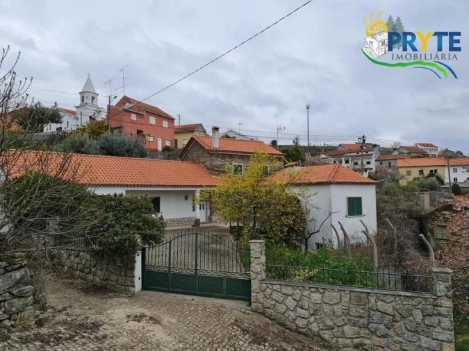 Moradia T3 para Venda em Sarnadas de São Simão Foto 7