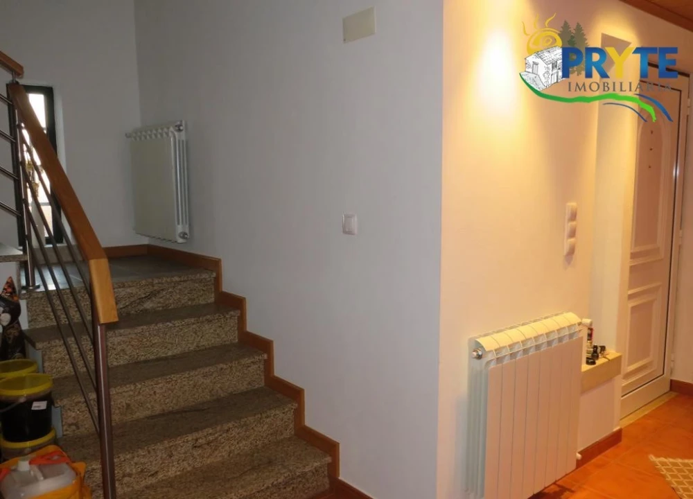 Moradia T5 para Venda em Troviscal Foto 15