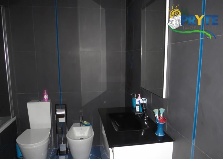 Moradia T5 para Venda em Troviscal Foto 38