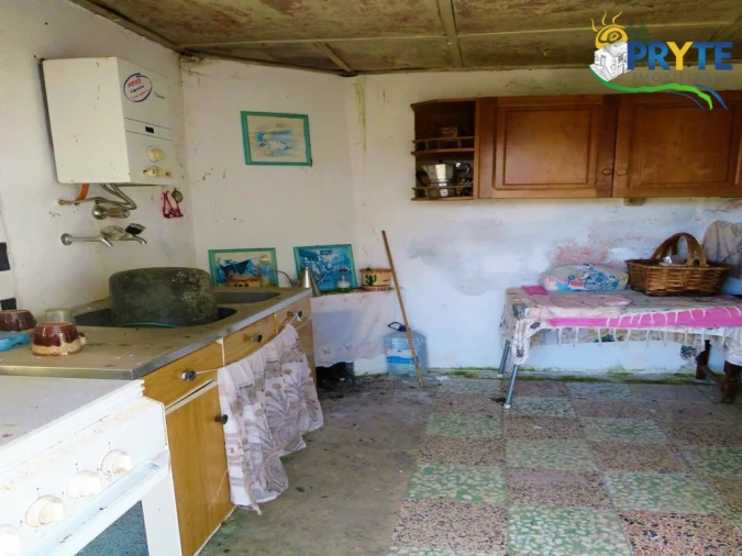 Quinta T2 para Venda em Mosteiro Foto 5