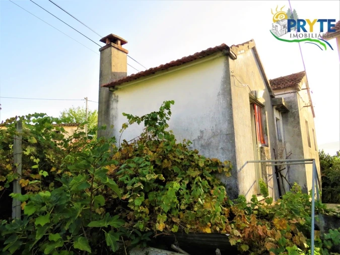 Quinta T2 para Venda em Mosteiro Foto 6