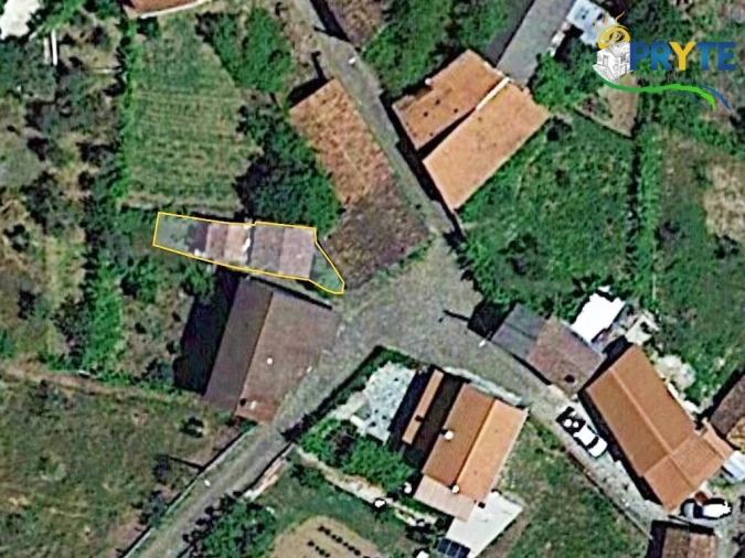 Quinta T2 para Venda em Mosteiro Planta 1