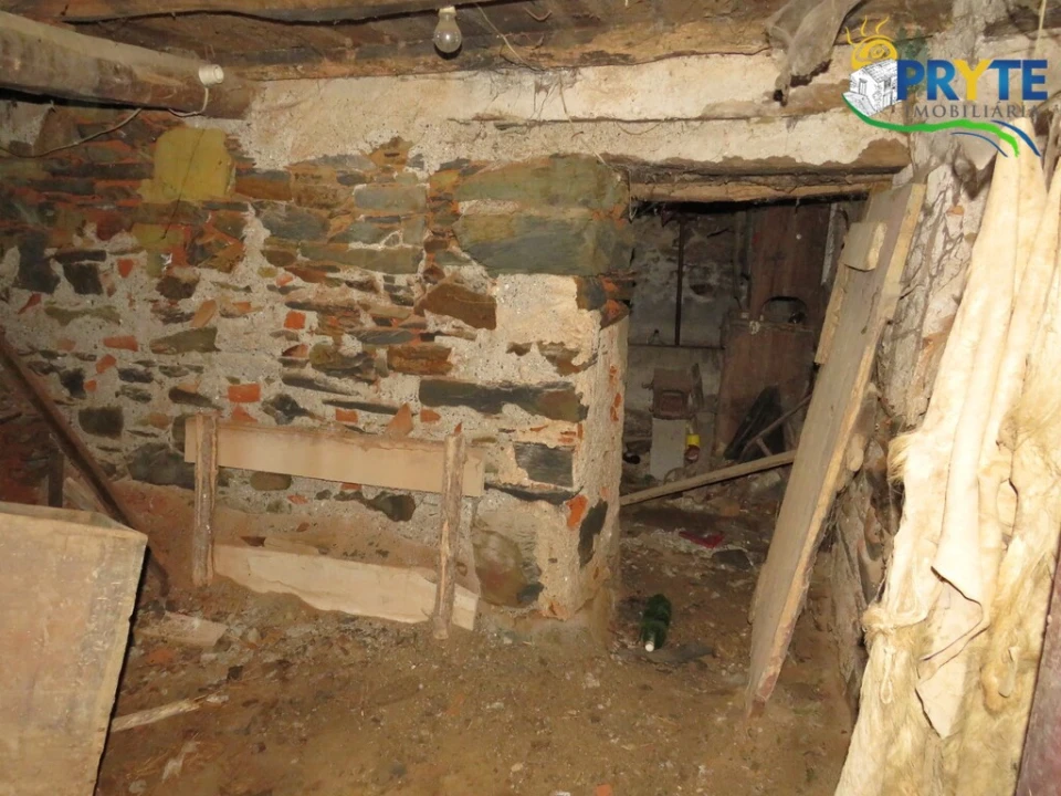 Moradia T6 para Venda em Varzea dos Cavaleiros Foto 19