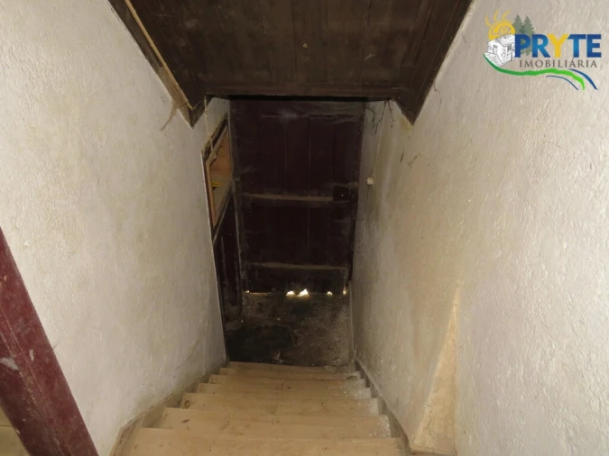 Moradia T6 para Venda em Varzea dos Cavaleiros Foto 8