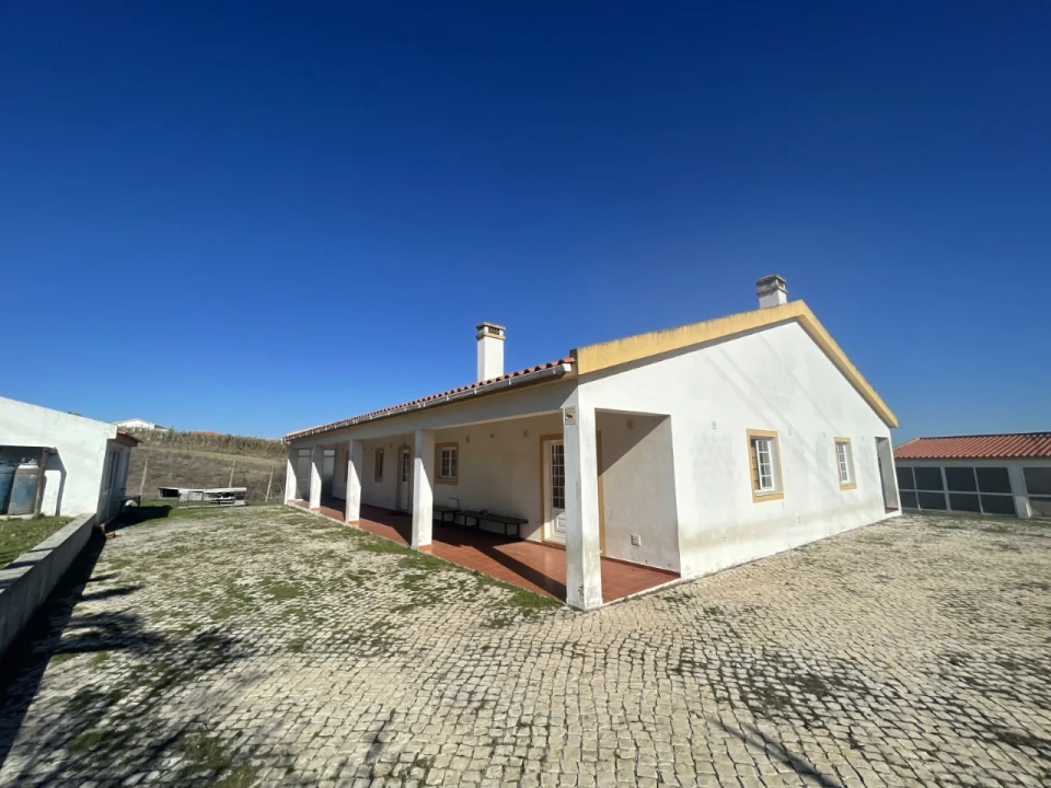 Quinta T4 para Venda em Lourinhã e Atalaia Foto 2