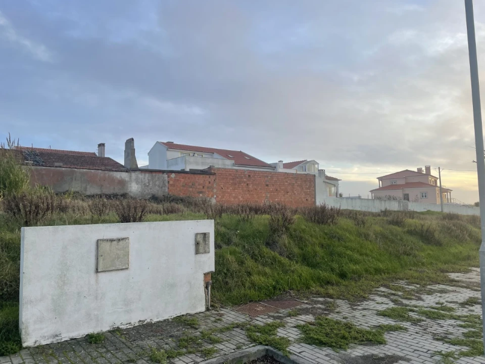 Terreno para Venda em Lourinhã e Atalaia Foto 2