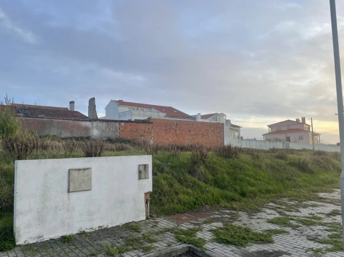 Terreno para Venda em Lourinhã e Atalaia Foto 2
