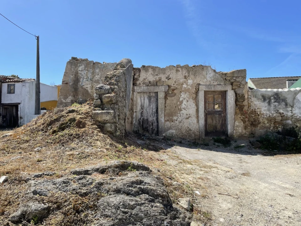 Terreno para Venda em Lourinhã e Atalaia Foto 1