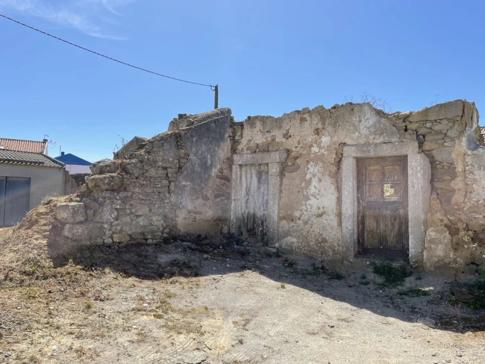 Terreno para Venda em Lourinhã e Atalaia Foto 4