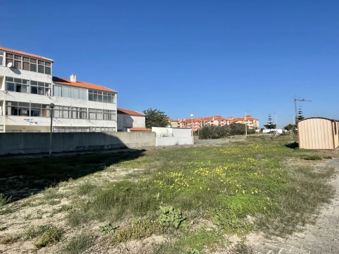 Terreno P/ Prédio para Venda em Atouguia da Baleia Foto 4