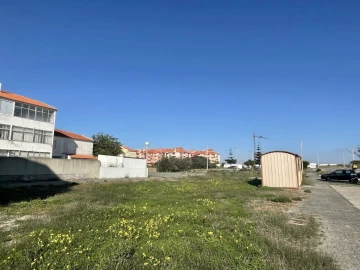 Terreno para Venda em Atouguia da Baleia