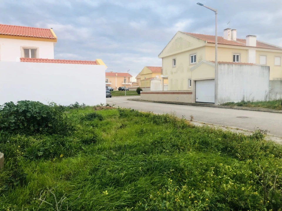 Terreno para Venda em Atouguia da Baleia Foto 2