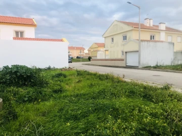 Terreno para Venda em Atouguia da Baleia