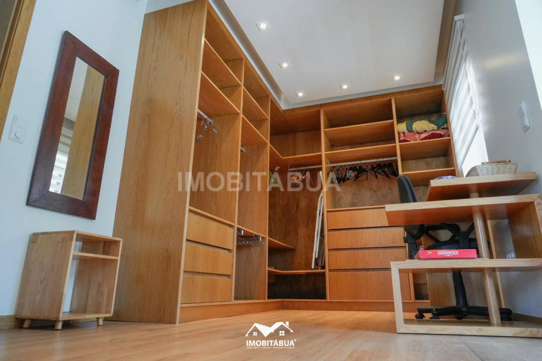 Moradia T4 para Venda em Sarzedo Foto 30