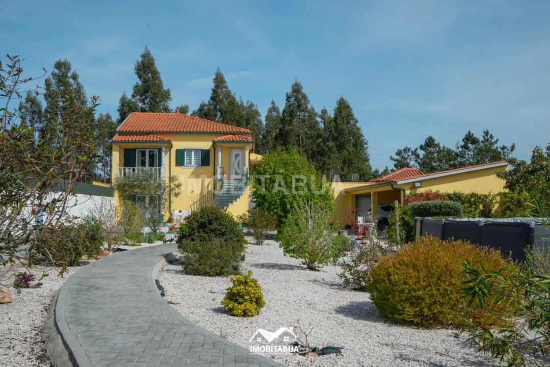 Moradia T4 para Venda em Sarzedo Foto 41