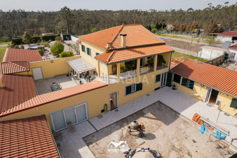 Moradia T4 para Venda em Sarzedo Foto 9