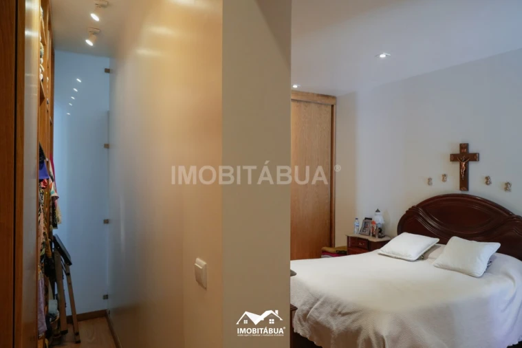 Moradia T4 para Venda em Sarzedo Foto 13