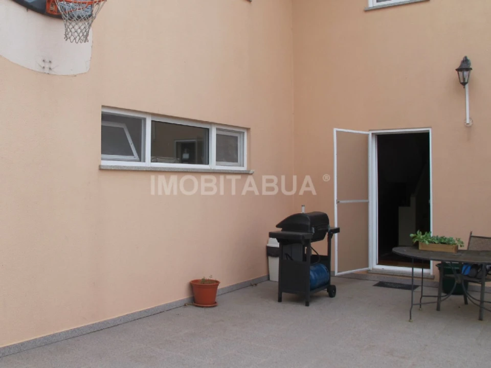 Moradia T4 para Venda em Oliveira do Hospital e São Paio de Gramaços Foto 9