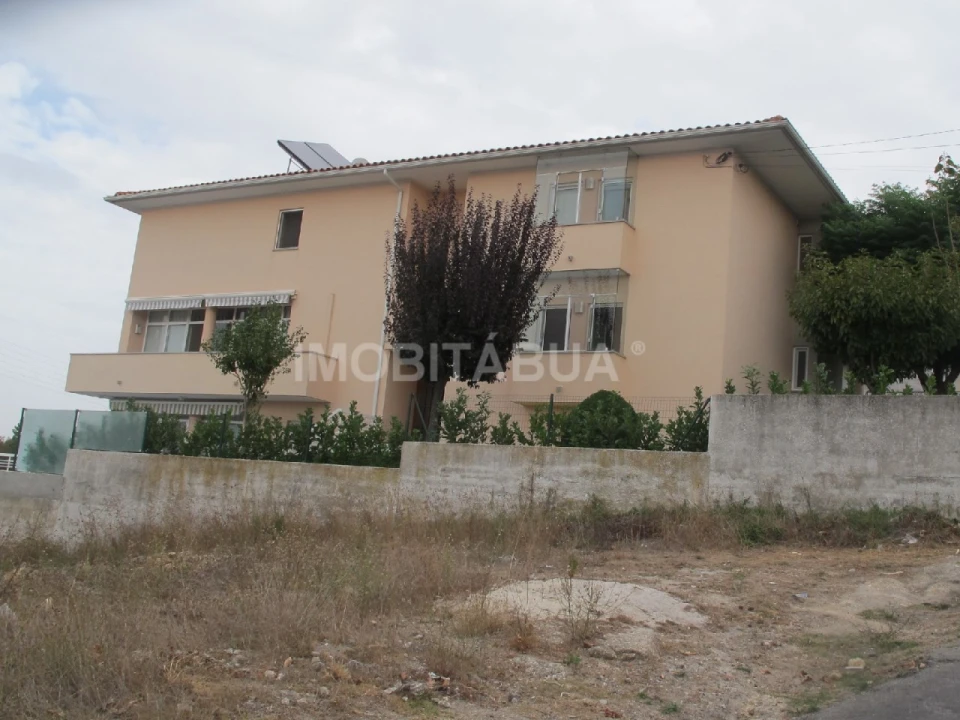 Moradia T4 para Venda em Oliveira do Hospital e São Paio de Gramaços Foto 13