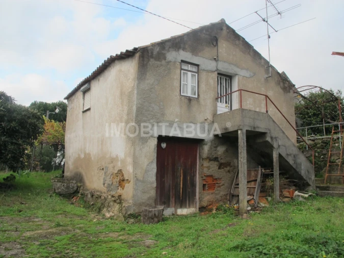 Moradia T3 para Venda em Espariz e Sinde