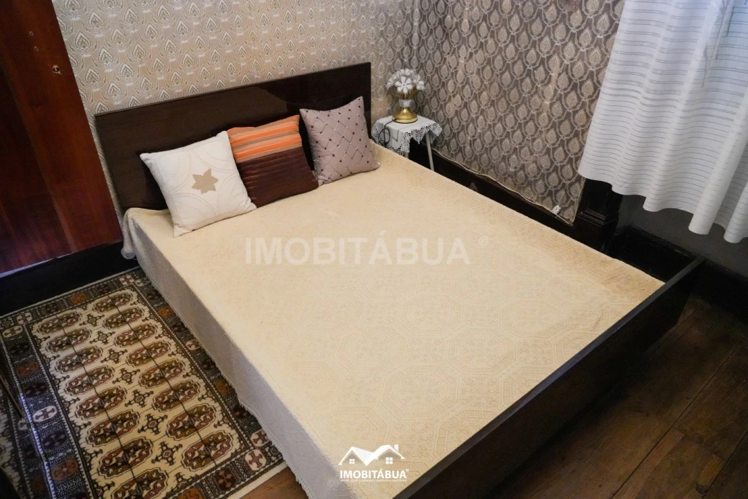 Moradia T4 para Venda em Tabua Foto 4