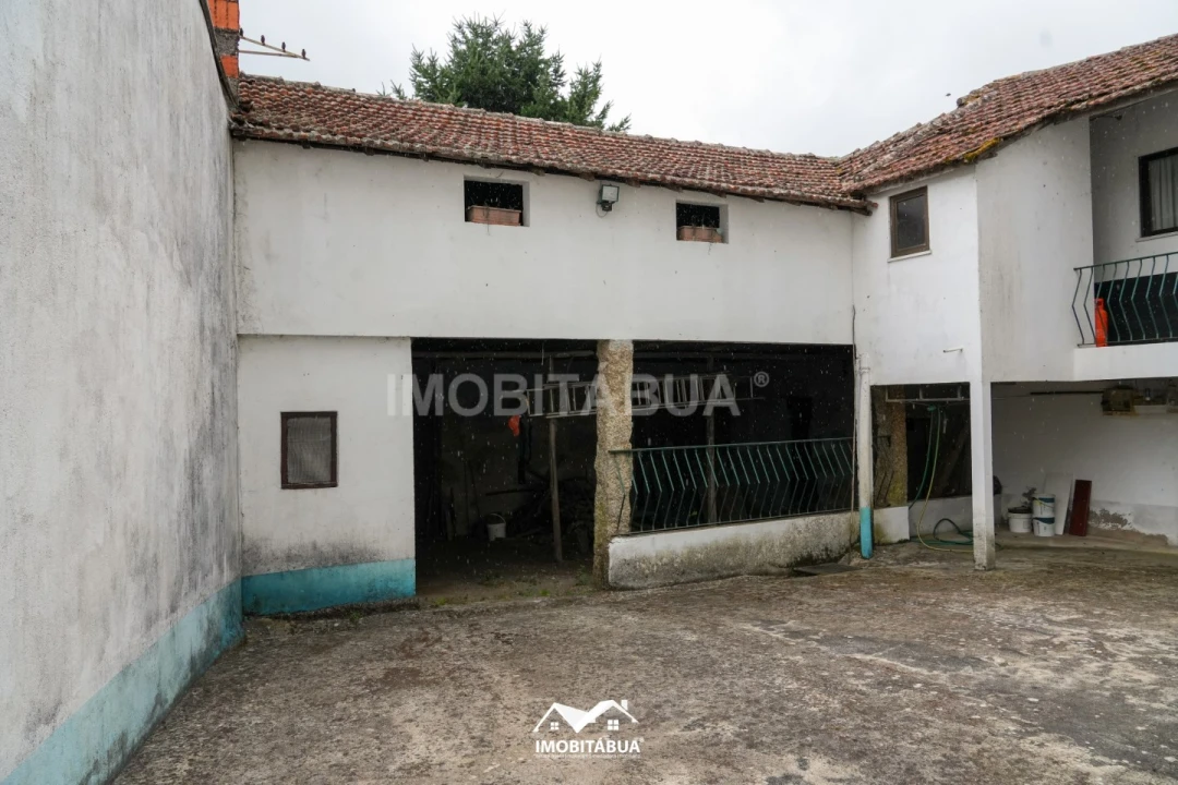 Moradia T4 para Venda em Tabua Foto 6