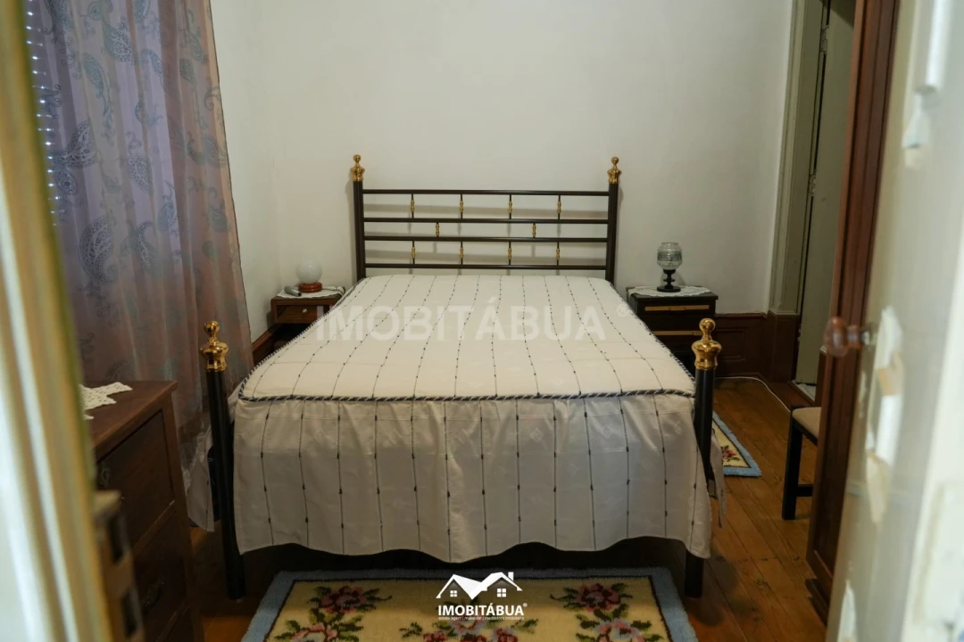Moradia T4 para Venda em Tabua Foto 25