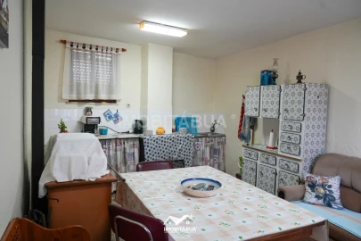 Moradia T4 para Venda em Tabua