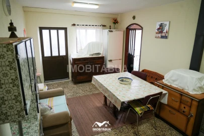 Moradia T4 para Venda em Tabua