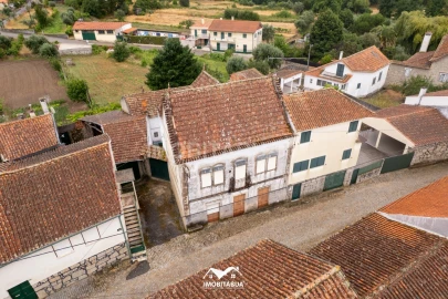 Moradia T4 para Venda em Tabua