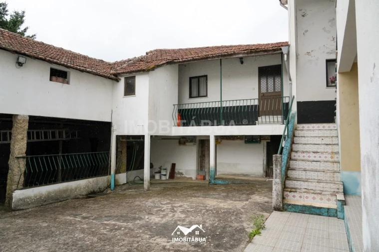 Moradia T4 para Venda em Tabua Foto 5