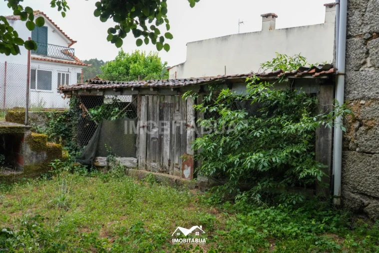 Moradia T4 para Venda em Tabua Foto 37