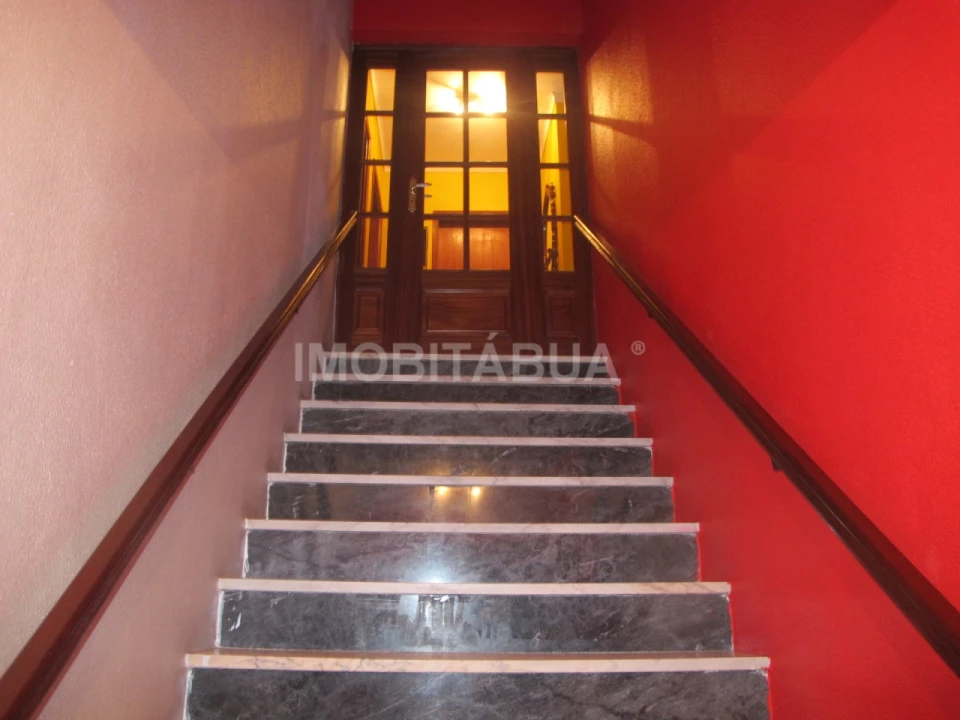 Moradia T9 para Venda em São João de Areias Foto 20