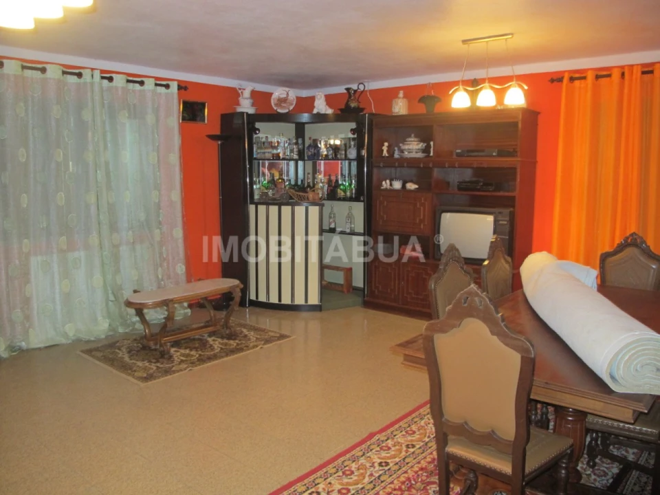 Moradia T9 para Venda em São João de Areias Foto 6