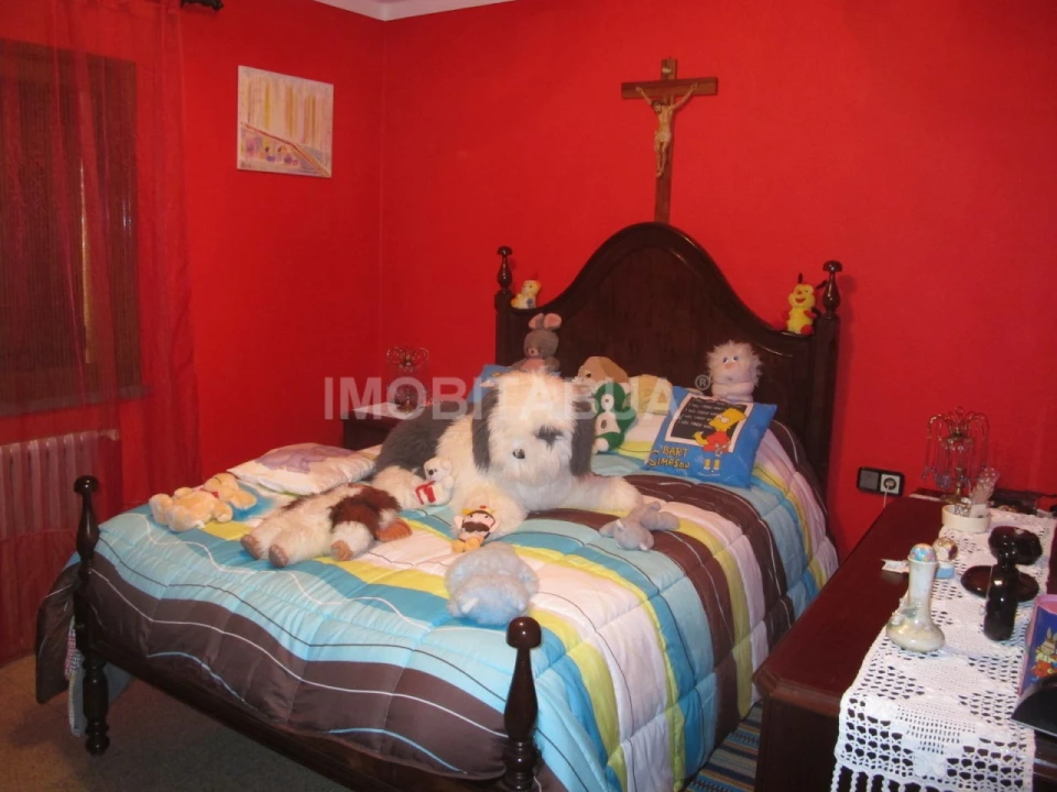 Moradia T9 para Venda em São João de Areias Foto 12