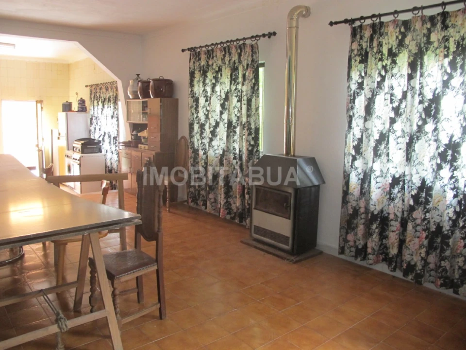 Moradia T9 para Venda em São João de Areias Foto 27