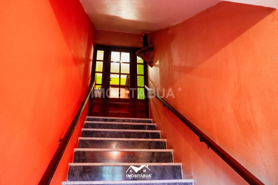 Moradia T9 para Venda em São João de Areias Foto 23