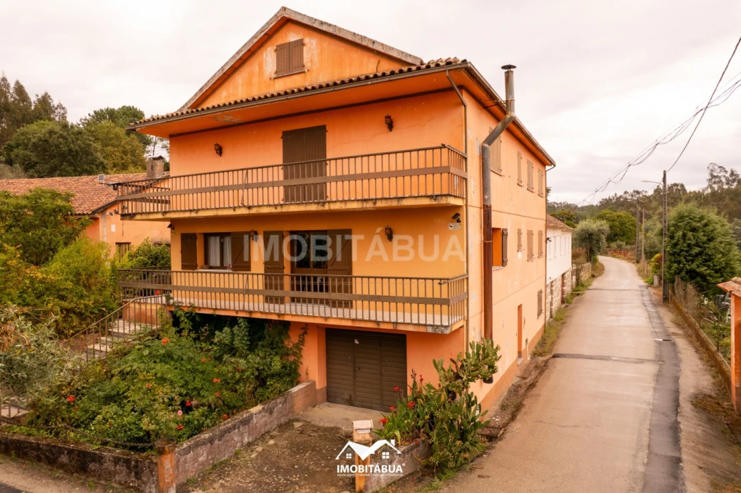 Moradia T9 para Venda em São João de Areias Foto 48