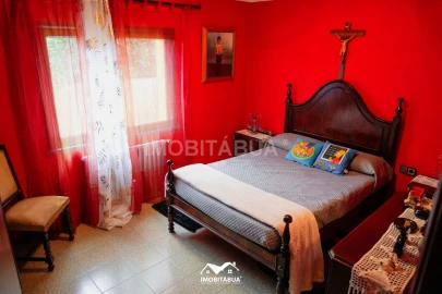 Moradia T9 para Venda em São João de Areias