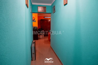 Moradia T9 para Venda em São João de Areias