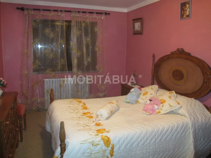 Moradia T9 para Venda em São João de Areias Foto 9