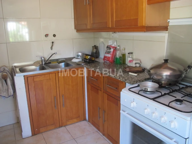 Moradia T1 para Venda em Ázere e Covelo Foto 3