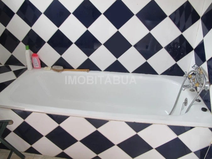 Moradia T1 para Venda em Ázere e Covelo Foto 8